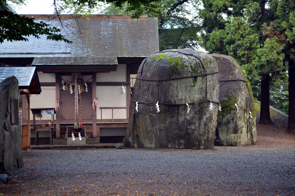 三ッ石神社と岩手県