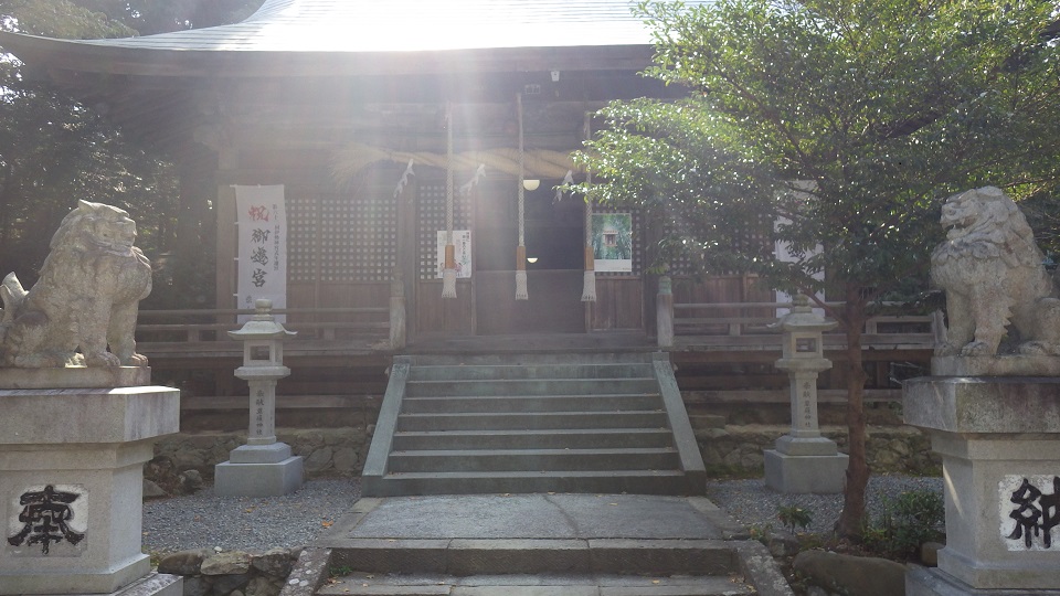 ヤマトタケルと草薙神社